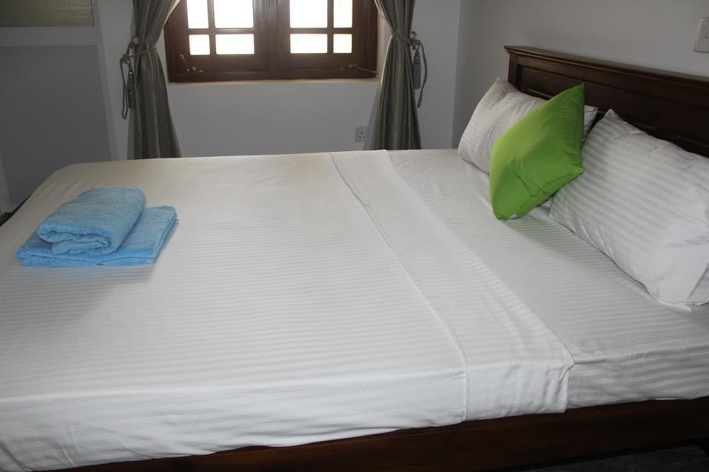 Lion Palace Weligama Extérieur photo