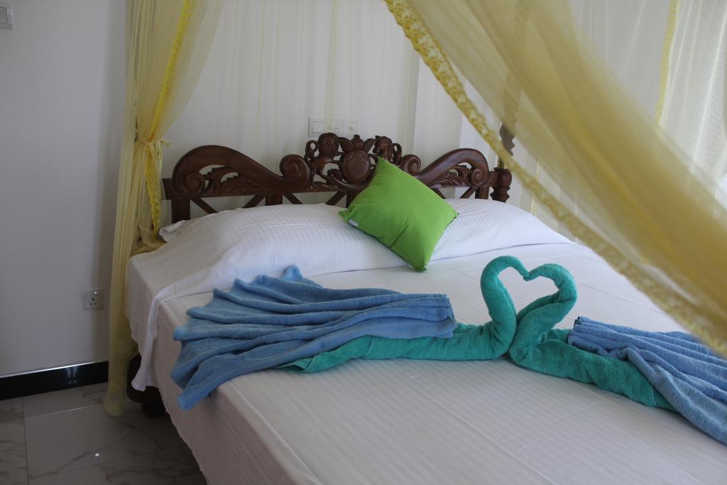 Lion Palace Weligama Extérieur photo